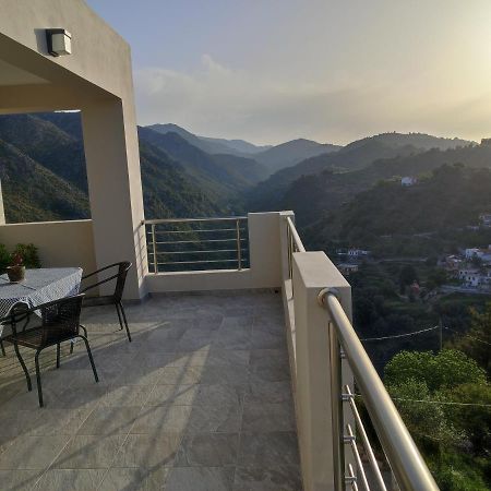 Villa Lakki'S Ori Lákkoi Екстериор снимка